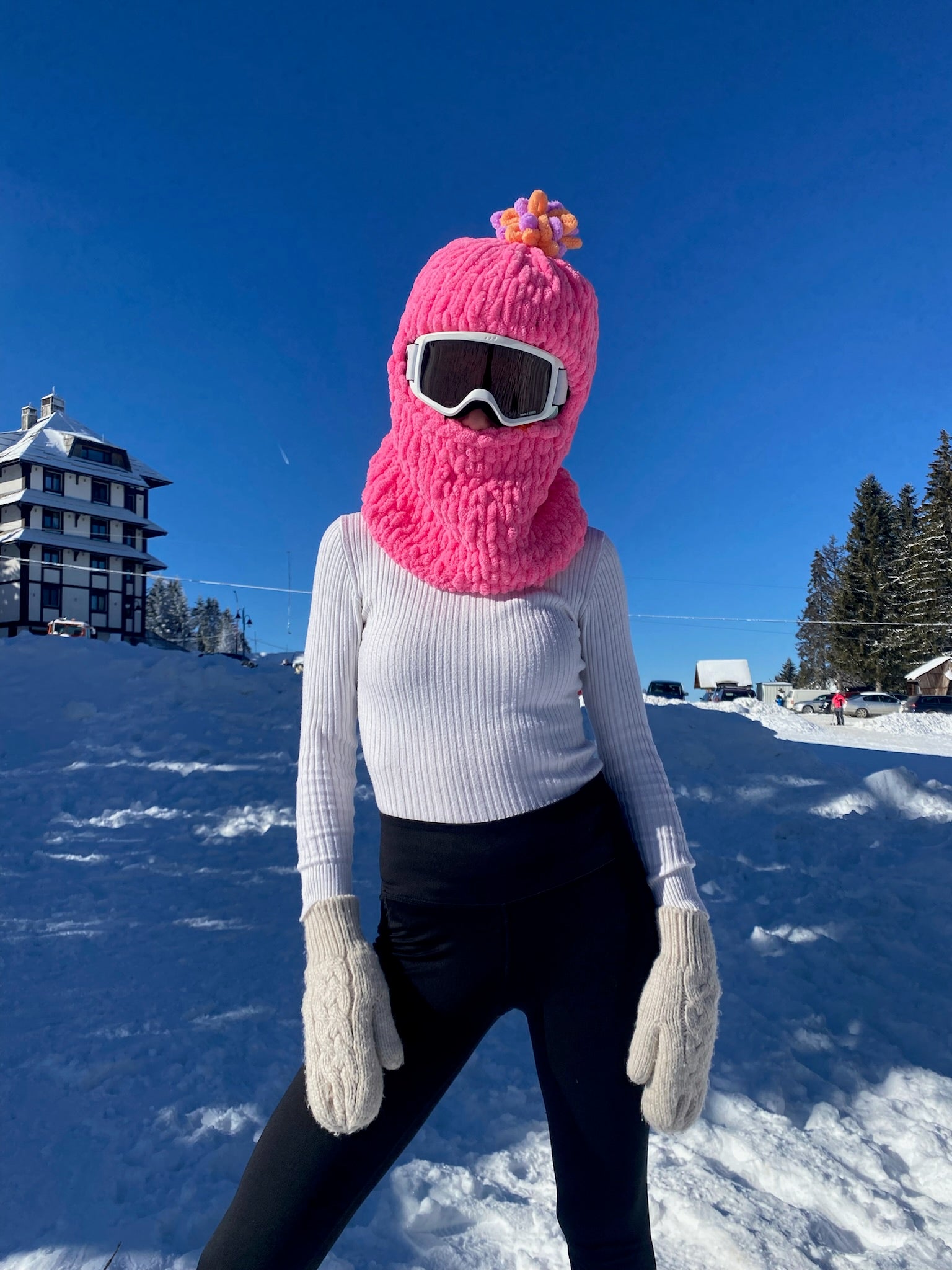 POM POM- navlaka za kacigu